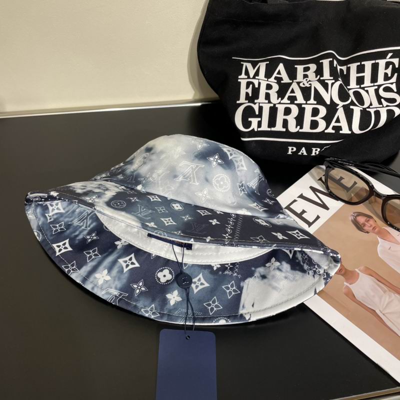 LV hat (50)